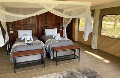 Matabeleland North Resort | Chamabondo Tented Camp
