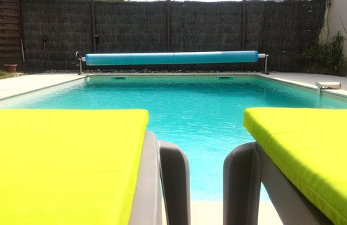 Talence House | Chambre accès direct grande piscine-Coin cuisine-Parking-Aircon-Jardin