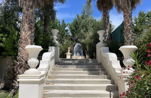 Aix-en-Provence House | chambre Aix-en-Provence·swiming Pool.Garden.Vue.marble bathroom.palm grove.