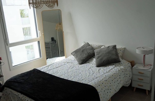 Lormont Apartment | Chambre Appartement Cosy a 5 Minute de Quai Brazza /Cité du Vin /Pont Chaban
