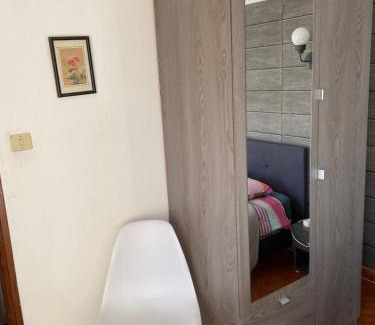Pertuis House | Chambre au cœur des vignes
