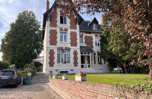 Croisilles House | Chambre au Calme Dans un Village Avec Toutes Commodités "vers le Soleil Levant"