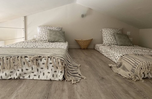Monteux Bed & Breakfast | Chambre Avec Accès Parc et Piscine