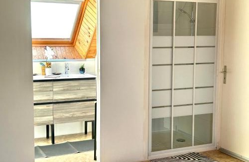 Cleguerec House | Chambre avec cuisine à la campagne au calme