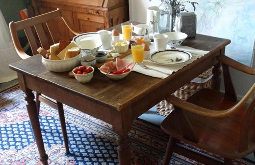 Saint-Priest-des-Champs Bed & Breakfast | Chambre d'hôtes paradis lasciouve