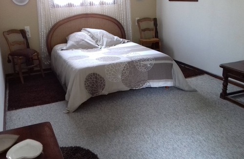 Parigne-lʼEveque House | Chambre d’hôtes 2/3 personnes.Près du Mans