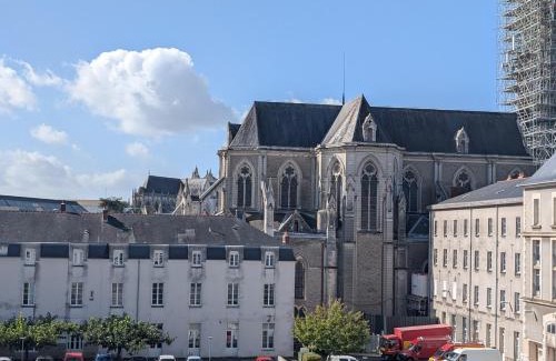 Richebourg - Saint-Clement House | Chambre d'hôtes - Arty & Élégante - SDB privée - Central