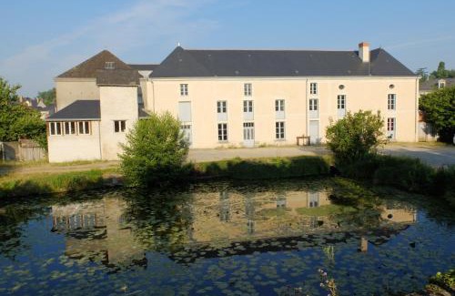 Bauge Bed & Breakfast | Chambre d'Hôtes des Grands Moulins de Baugé