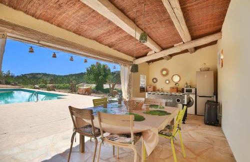Callian Bed & Breakfast | Chambre d'hôtes Les Temps Heureux