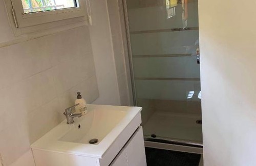 Montfavet Apartment | Chambre d'Hôtes Studio a montfavet