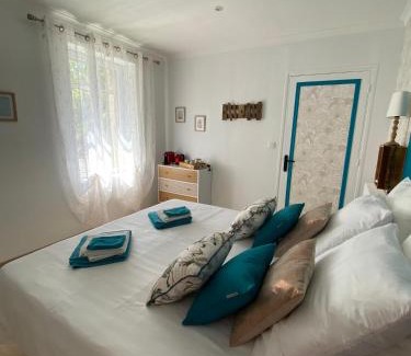 Reillanne Bed & Breakfast | Chambre d'hôtes Zephyr Libeccio Le Moulin de Prédelles