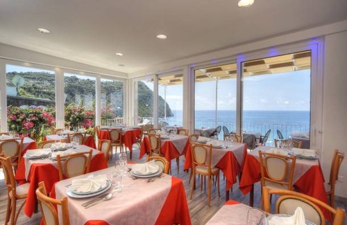 Forio Other | Chambre d'Hôtes ∙ 3 bedrooms ∙ 6 guests