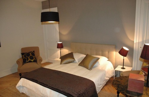Centre Ville Rive Gauche House | Chambre Digue-Double room-Ensuite-Luxury-Garden View