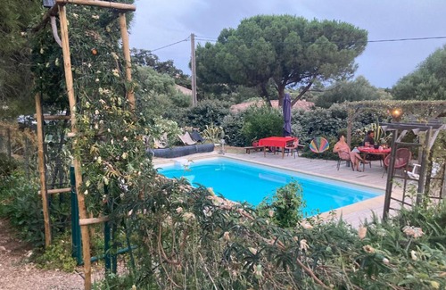 Monacia-d'Aullene Bed & Breakfast | chambre double avec salle de bain privée
