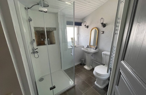 Brux Bed & Breakfast | Chambre du Jardin, bed and breakfast - family room, sleeping 1-4