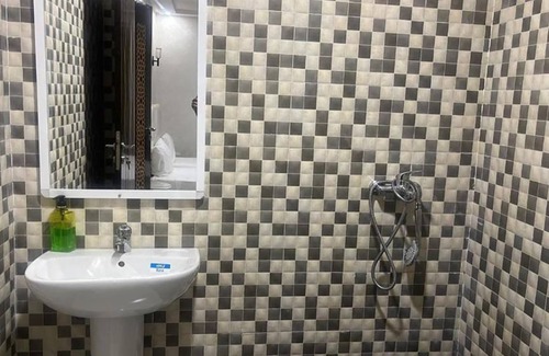 Bni Quolla Villa | Chambre Fa, Guitar Palace