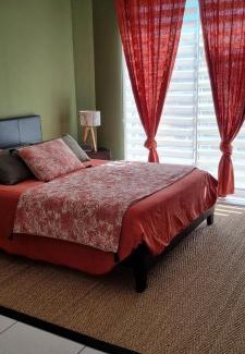 Cardet Bed & Breakfast | Chambre Gaëlle et Brian