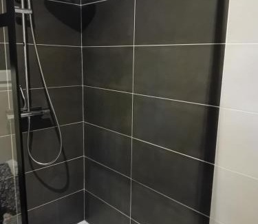 Roeze-sur-Sarthe House | Chambre no1 meublé chez habitant