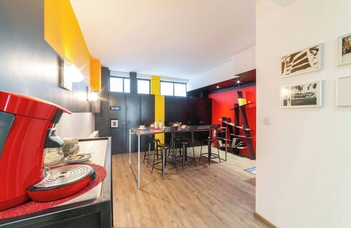 Mulhouse Apartment | Chambre privative noire