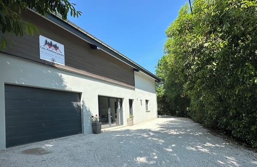 Chaux-Champagny Bed & Breakfast | Chambre Vignoble