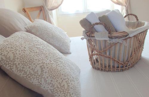 Saint-Hilaire-des-Loges Bed & Breakfast | Chambres d'Hôtes Le Tilleul