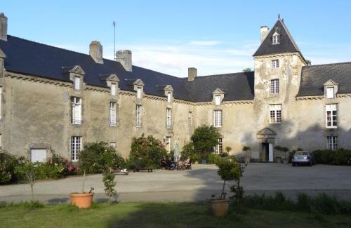 Hillion Bed & Breakfast | Chambres d'hôtes Château de Bonabry