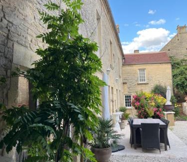Thaon Bed & Breakfast | Chambres d’hôtes de l’Ancienne Auberge