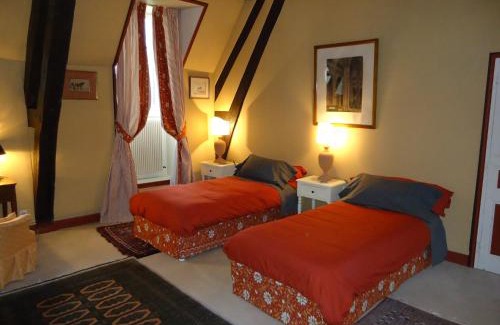 Canteleu Bed & Breakfast | Chambres d'Hôtes de Manoir de Captot