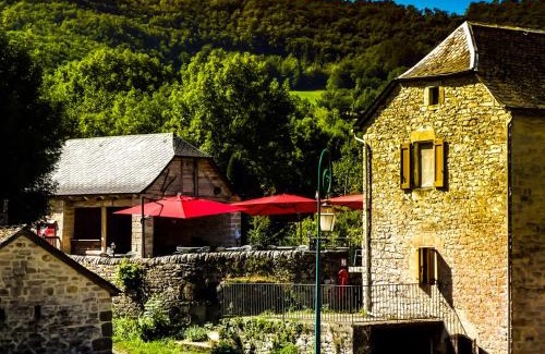 Auxillac Bed & Breakfast | Chambres d'hôtes Le Moulin d'Auxillac