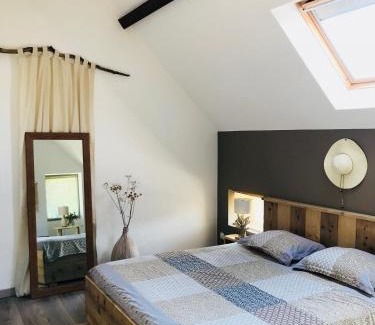 Bellenaves Bed & Breakfast | Chambres d'Hôtes Maison Balady