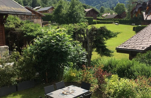Les Houches Ski Chalet | Chamonix Valley Chalet Quartz new and cosy
