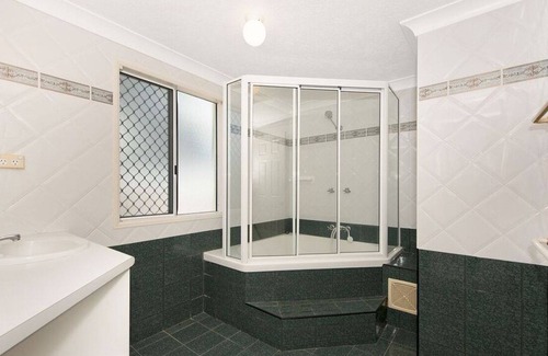 Arcadia Apartment | Champagne Apartment 2 - Spacious ground floor apartment with beautiful views of Geoffrey Bay