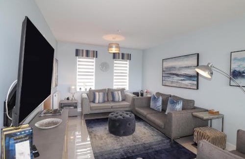 Newport House | Chandler's Retreat