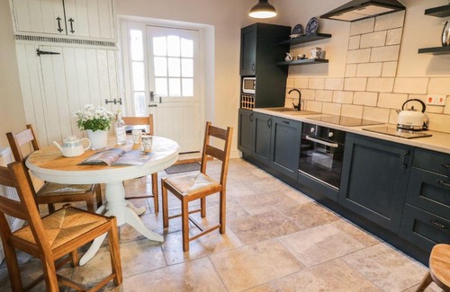 Giggleswick House | Chandlers Cottage, Settle