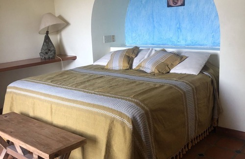San Antonio Tlayacapan Cottage | Chapala house in front of the lake