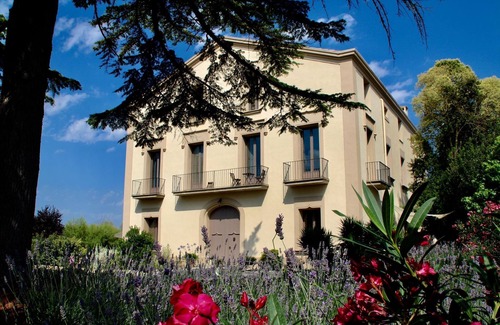 La Torre de Claramunt Apartment | Chapel Apartment with Private Terrace