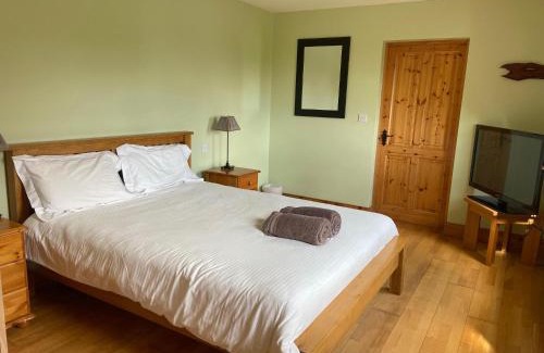 Ballinskelligs House | Chapel Cross House