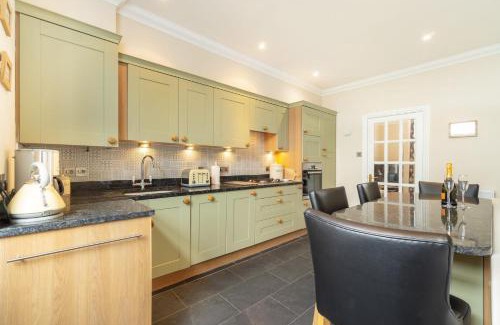 Bowness-on-Windermere House | Chapel House at No 8