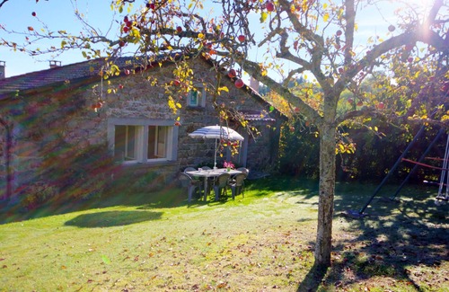 Saint-Didier-sur-Rochefort Cottage | Charming Cottage with Fireplace, Garden & EV Charging - Pet Friendly!