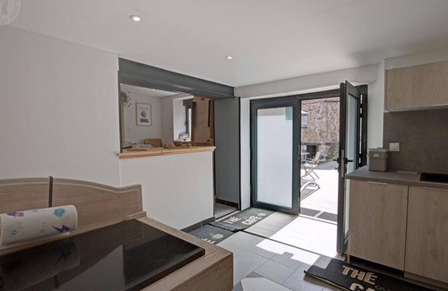 Saint-Julien-Molin-Molette Cottage | Charming cottage for 13 guests with spa and WiFi
