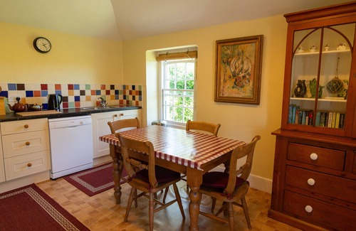 Gorran Haven Cottage | Character Coastal Cottage 5 minutes stroll to Beach/Amenities