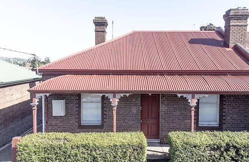 Launceston CBD Cottage | Character cottage on CBD fringe