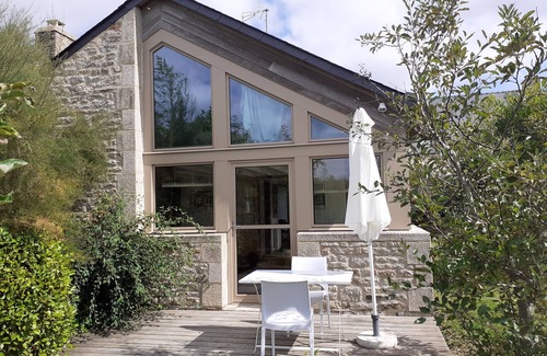 Sene Cottage | Character cottage, view of the Gulf of Morbihan, beach 150m, Vannes 10mn
