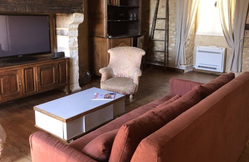 Issac House | Character HEATED POOL HOUSE with views CHATEAU for 8/10