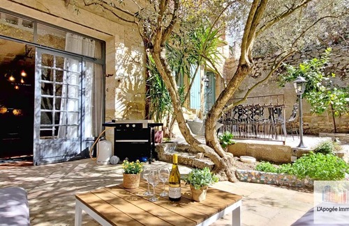 Sagries House | Character house combining tradition and modernity with jacuzzi on the outskirts of Uzès