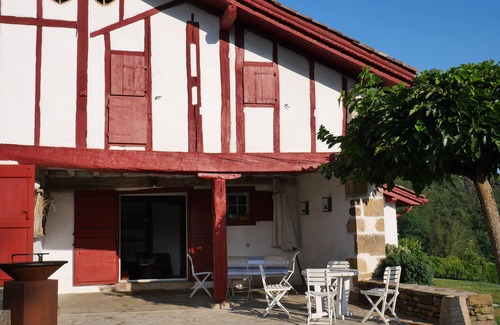 Sare House | Character house in a quiet location with magnificent 360° views