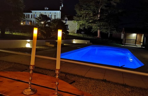 Horsarrieu Villa | Character stone period villa for up to 15 near all amenities with swimming pool