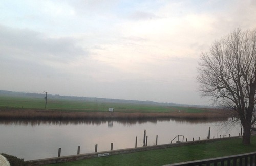 Reedham House | Characterful Cottage. River Views. Sleeps 10. Late availability.