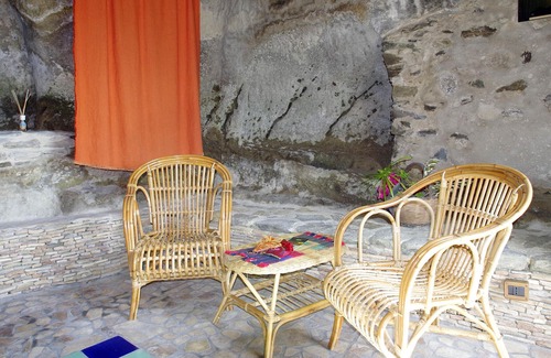 Belmonte Calabro House | Characteristic house in Belmonte Calabro, Medieval village, Ecotourism, Tradition
