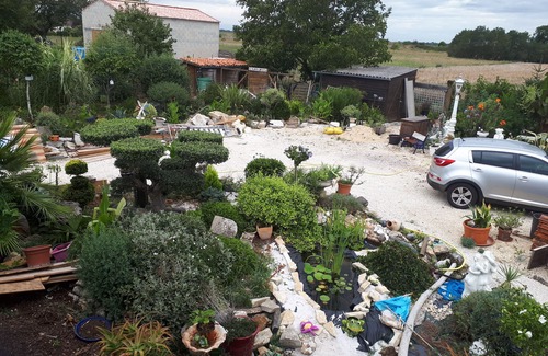 Saint-Romain-de-Benet House | Charentaise house with mature garden